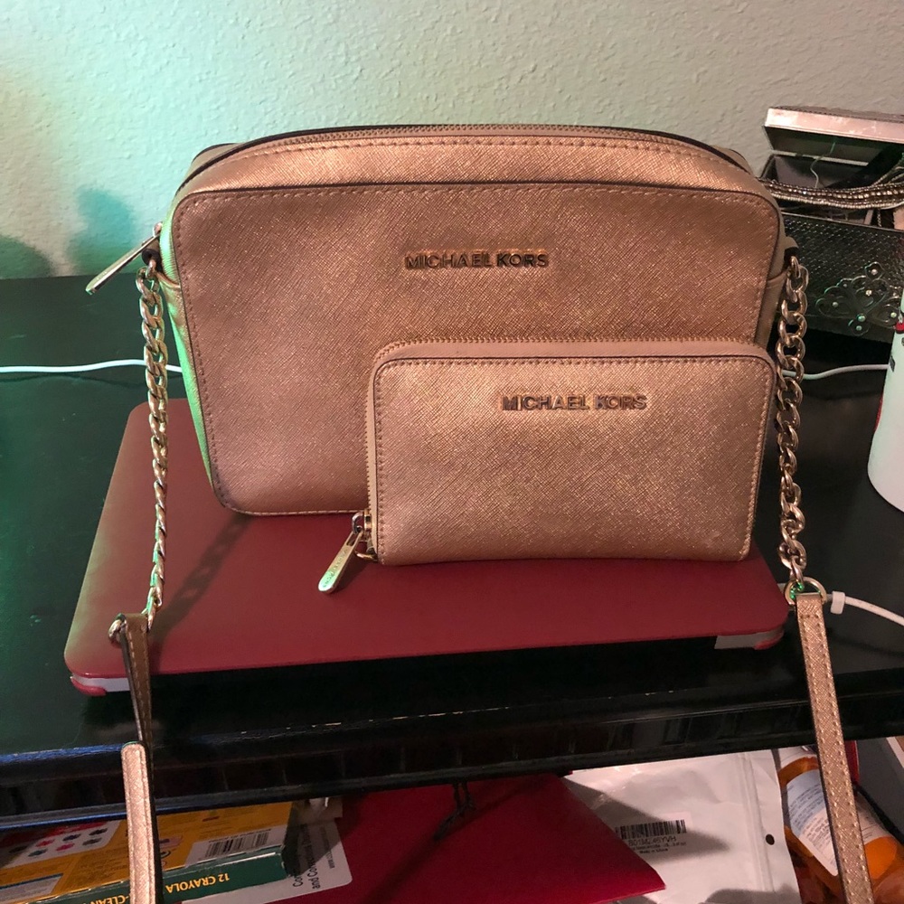 Mk cross body purse and wallet